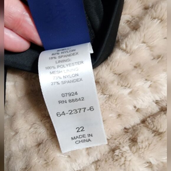 Elegant Black and Cream One Piece Swimwear 2X - Picture 6 of 11